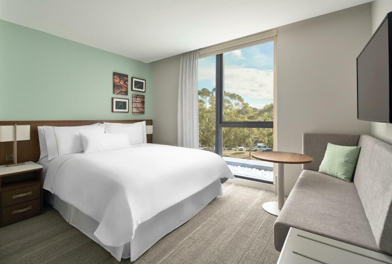 Element Melbourne Richmond Hotel Bagian luar foto